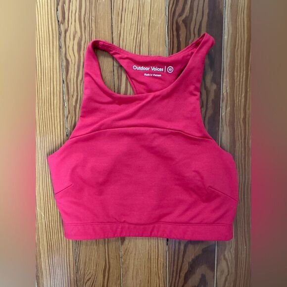 Outdoor Voices Athletic Top - Picture 1 of 5